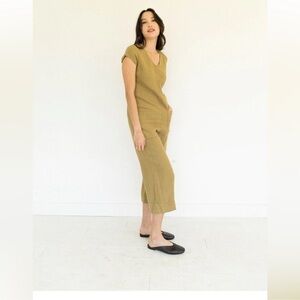 Suunday The Linen Jumpsuit in Fennel Seed - Size XS